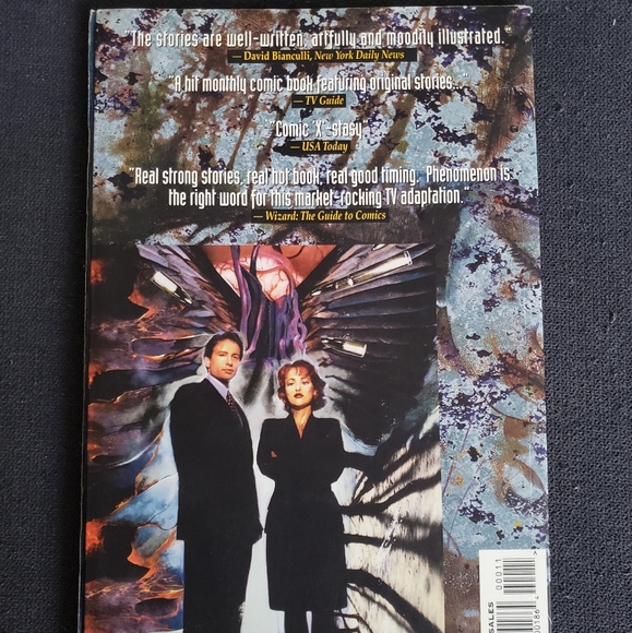 The X-Files Topps Comics Collection - Picture 3 of 9